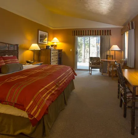 Headwaters Lodge & Cabins At Flagg Ranch-2